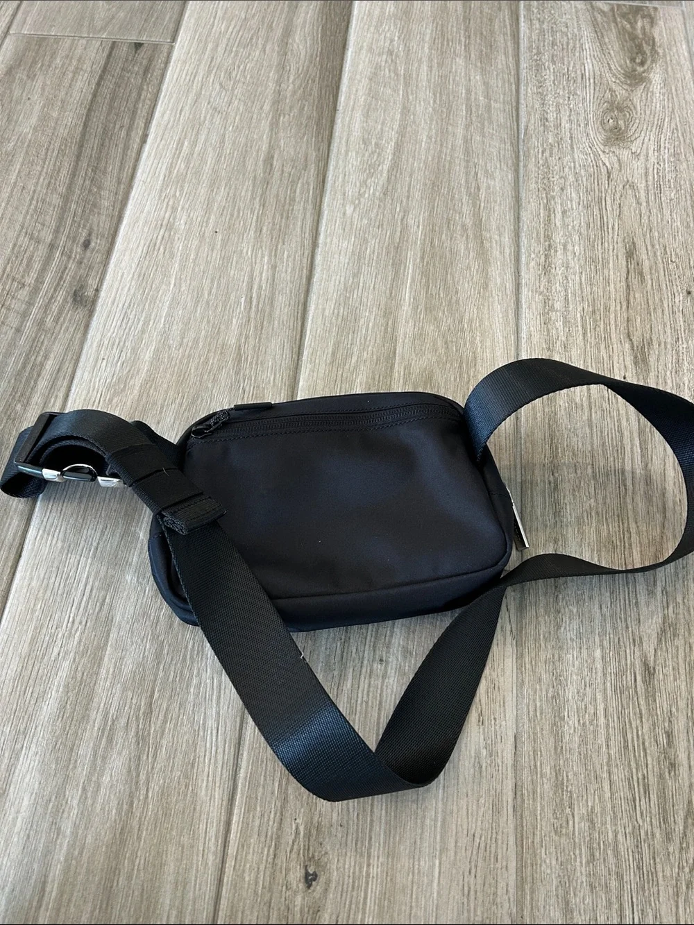 Lululemon Black Rhinestone Accent Belt Bag - Picture 2 of 4